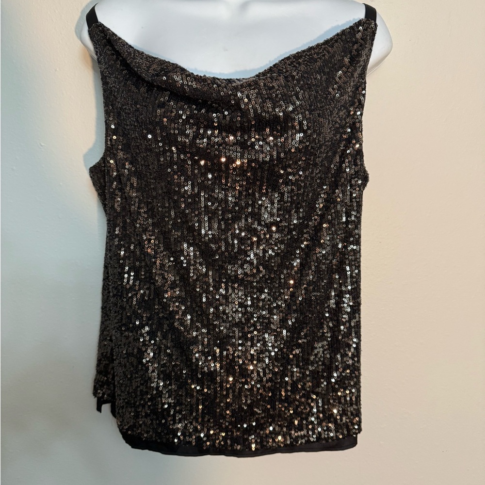 White House Black Market Tank Top Size XS Black/Gold sequin